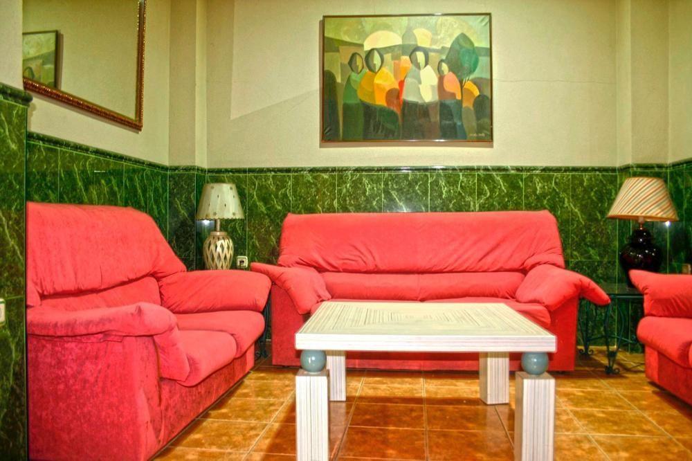 Hostal La Casa De Enfrente Malaga Ngoại thất bức ảnh