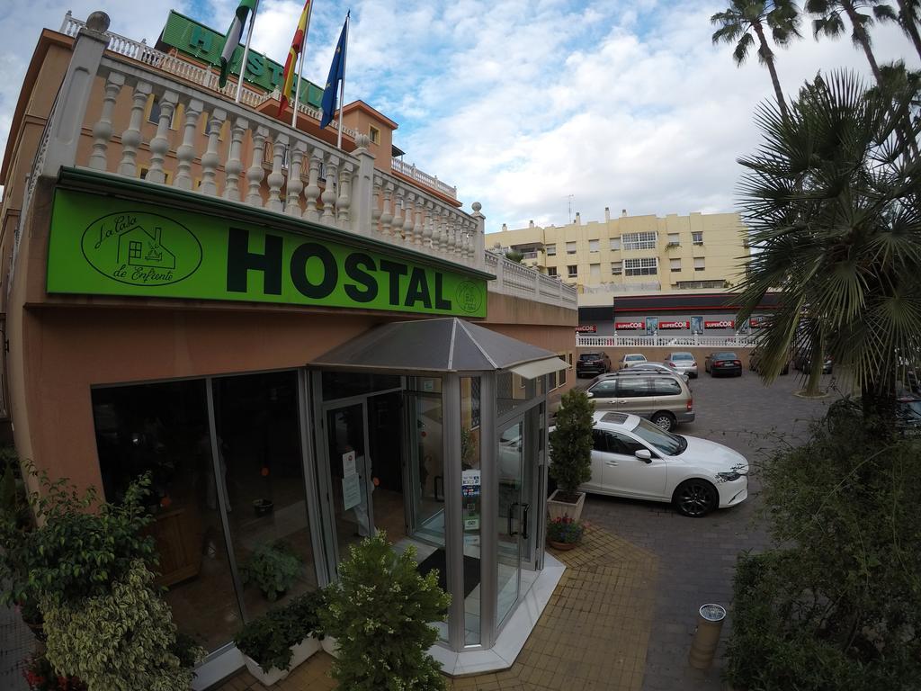 Hostal La Casa De Enfrente Malaga Ngoại thất bức ảnh